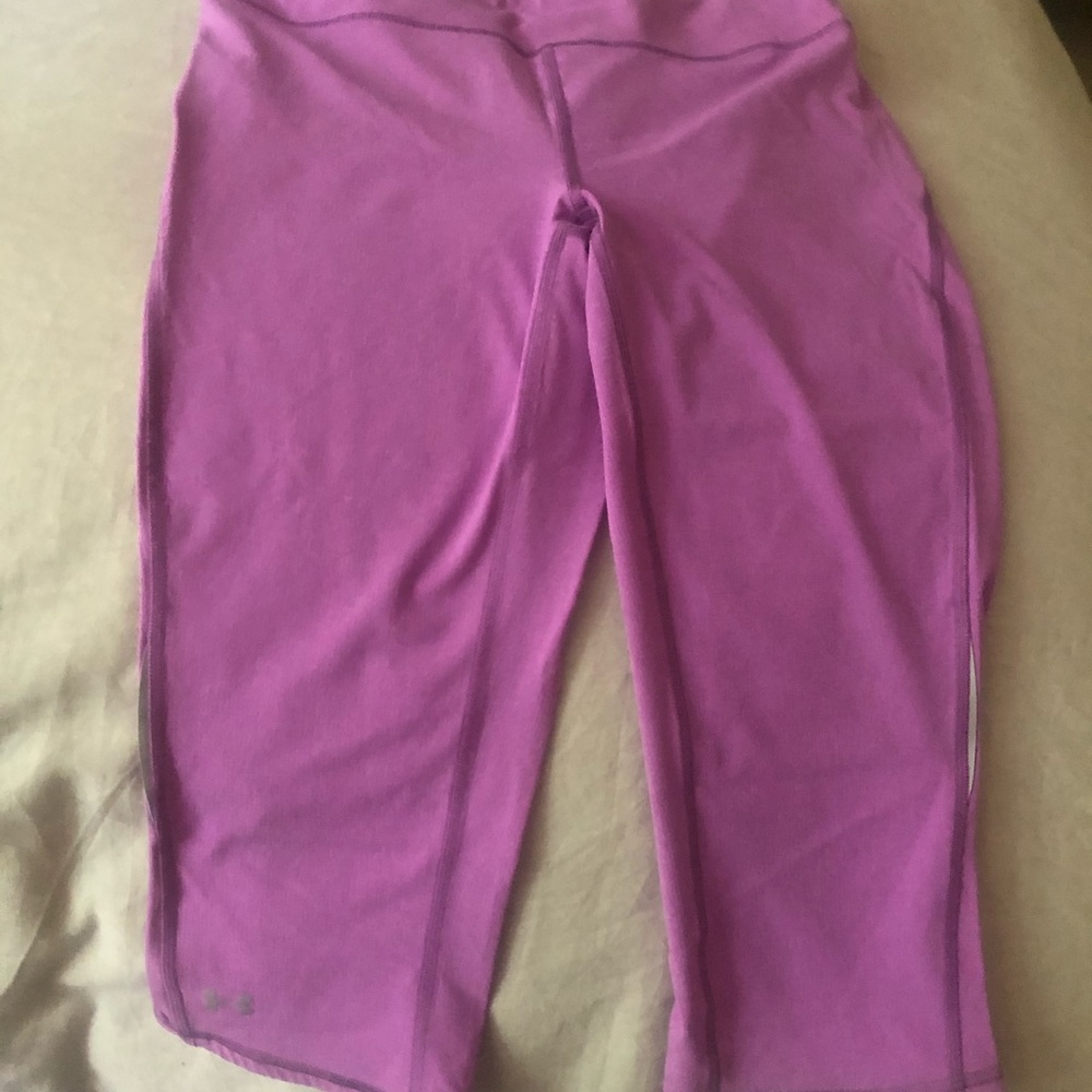 Under Armour leggings!